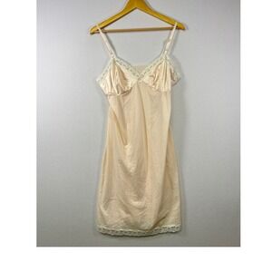 Vassarette Full Slip Women 36 Peach Vintage Lace Trim Adjustable Straps Nylon